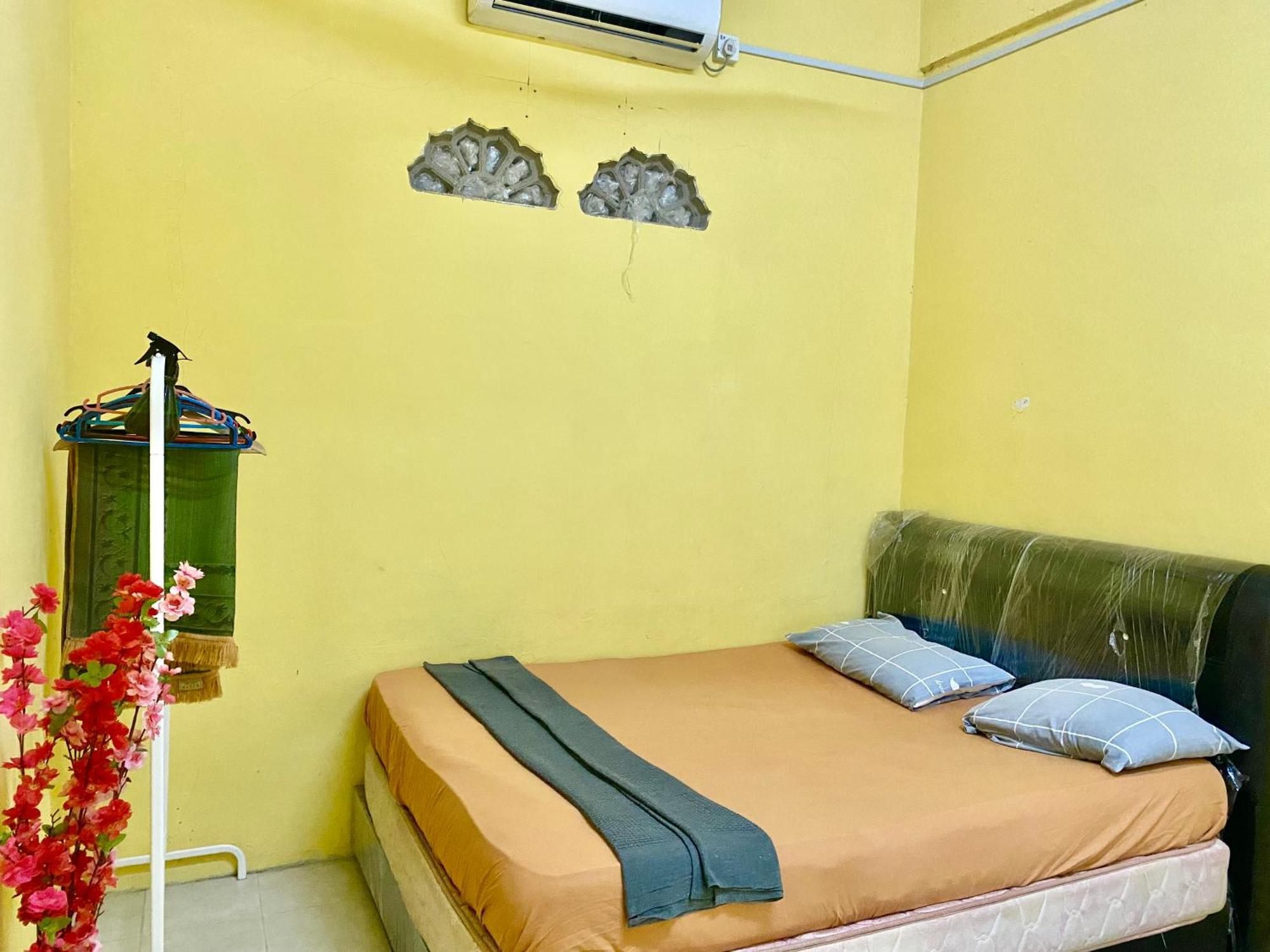 Umi Homestay Batu Buruk กัวลาตรังกานู ภายนอก รูปภาพ